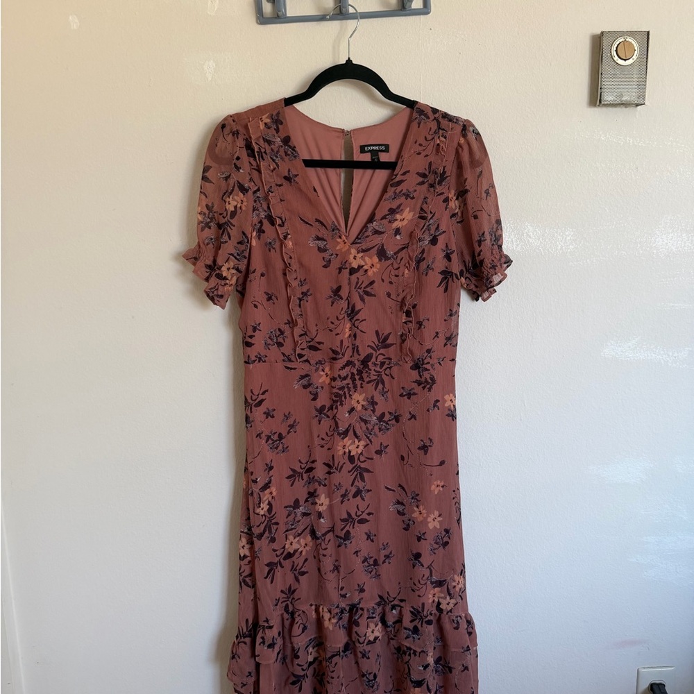 Express Dusty Rose Pink Floral Ruffle Midi High Low Wedding Guest Dress Medium